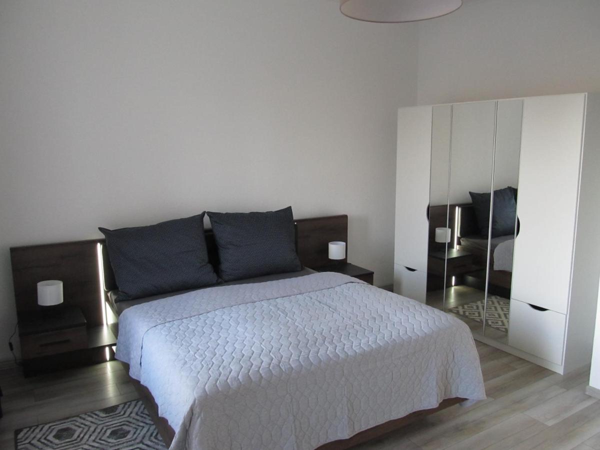 Appartment Ipsum โลเบา ภายนอก รูปภาพ